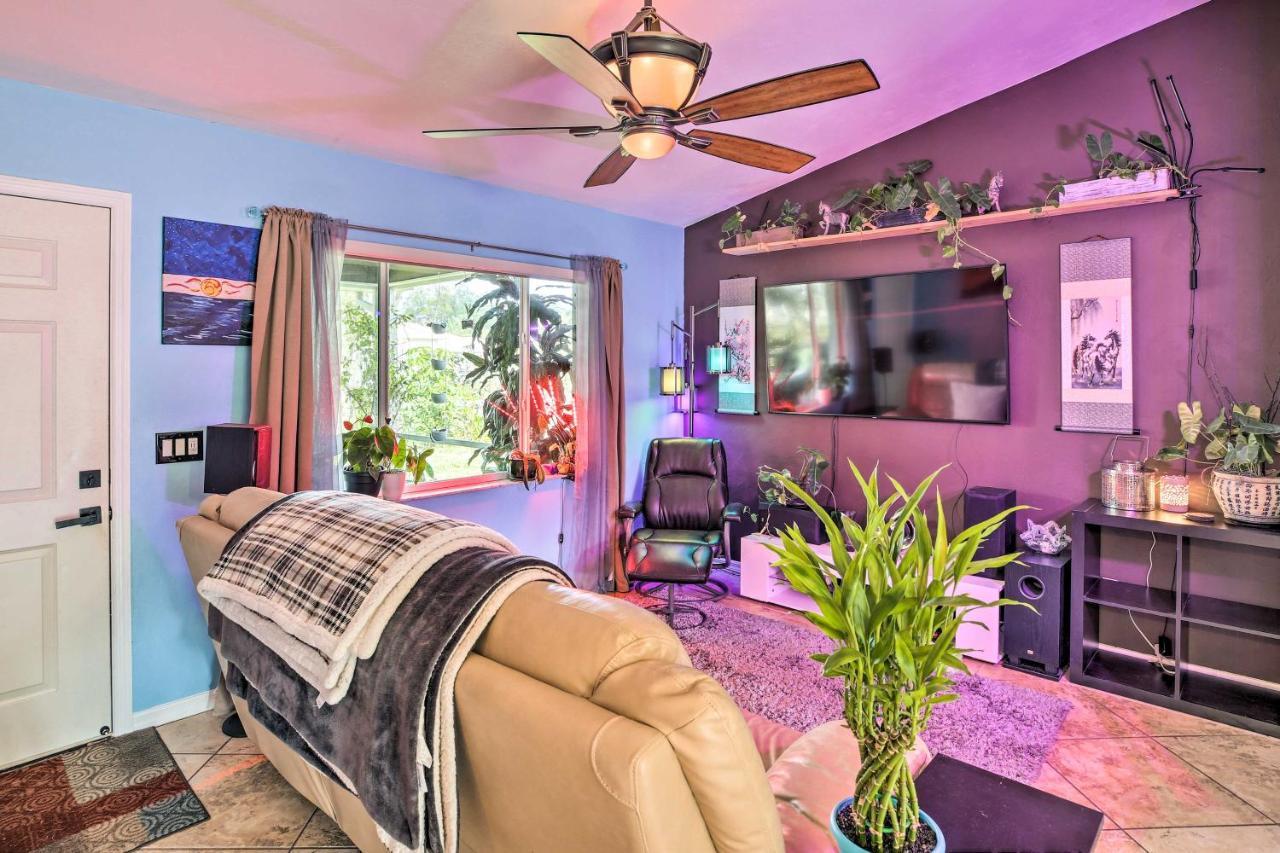 Updated Fort Myers Escape With Screened Lanai! Villa Exterior photo