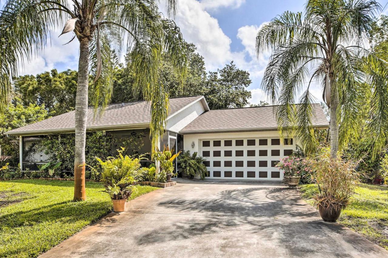 Updated Fort Myers Escape With Screened Lanai! Villa Exterior photo